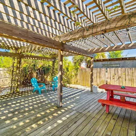 Two Bedroom Beach House With Private Parking, Outdoor Shower And More Panama City Beach Exterior photo